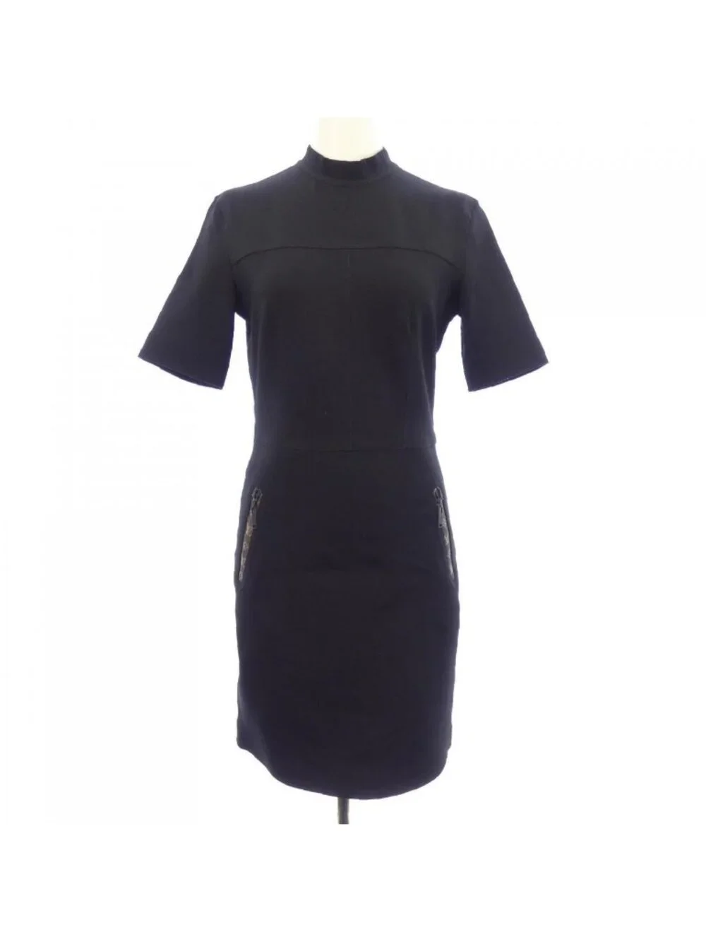 Louis Vuitton Fjdr 25 Nhy Dress